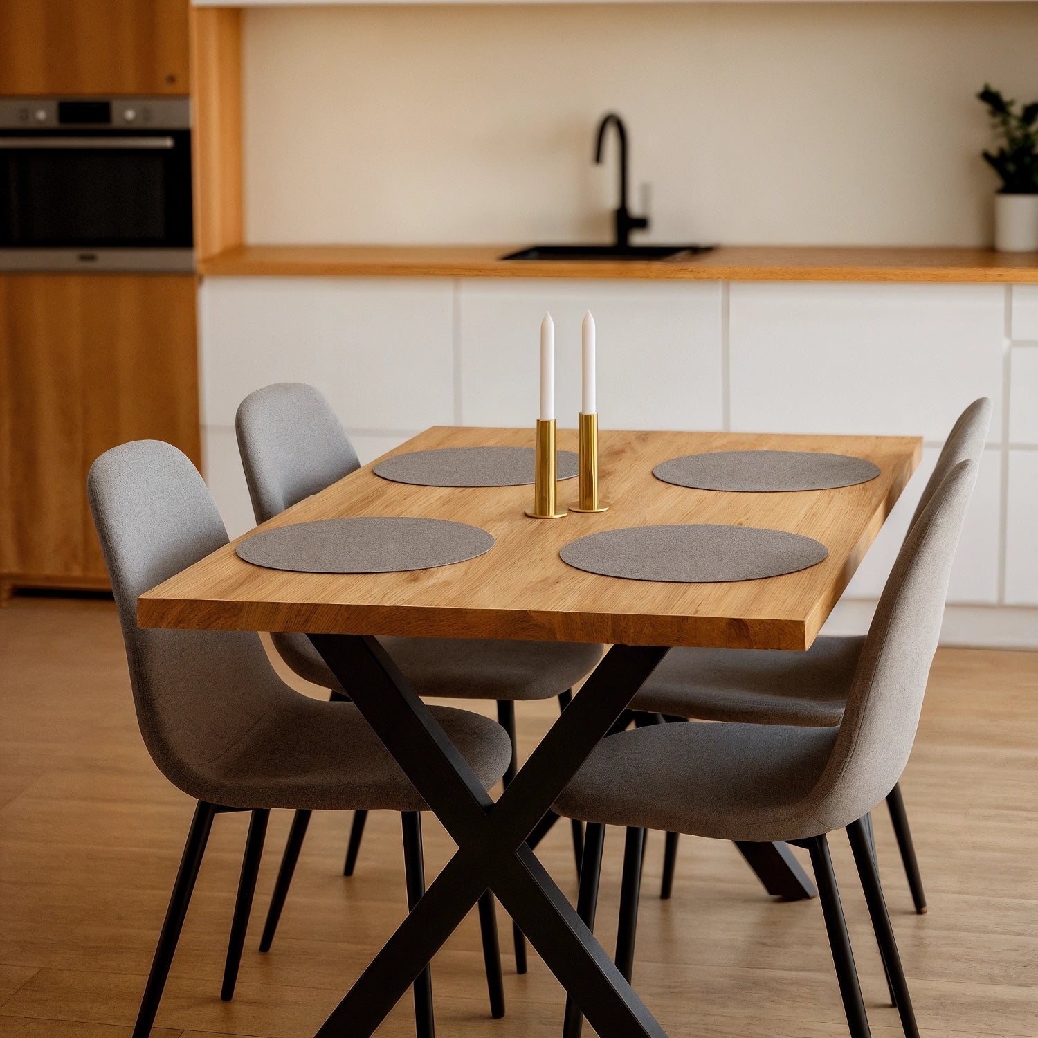 Blat drewniany z litego dębu – model klasyczny 140×80×4 cm (4 osoby) | Reelken