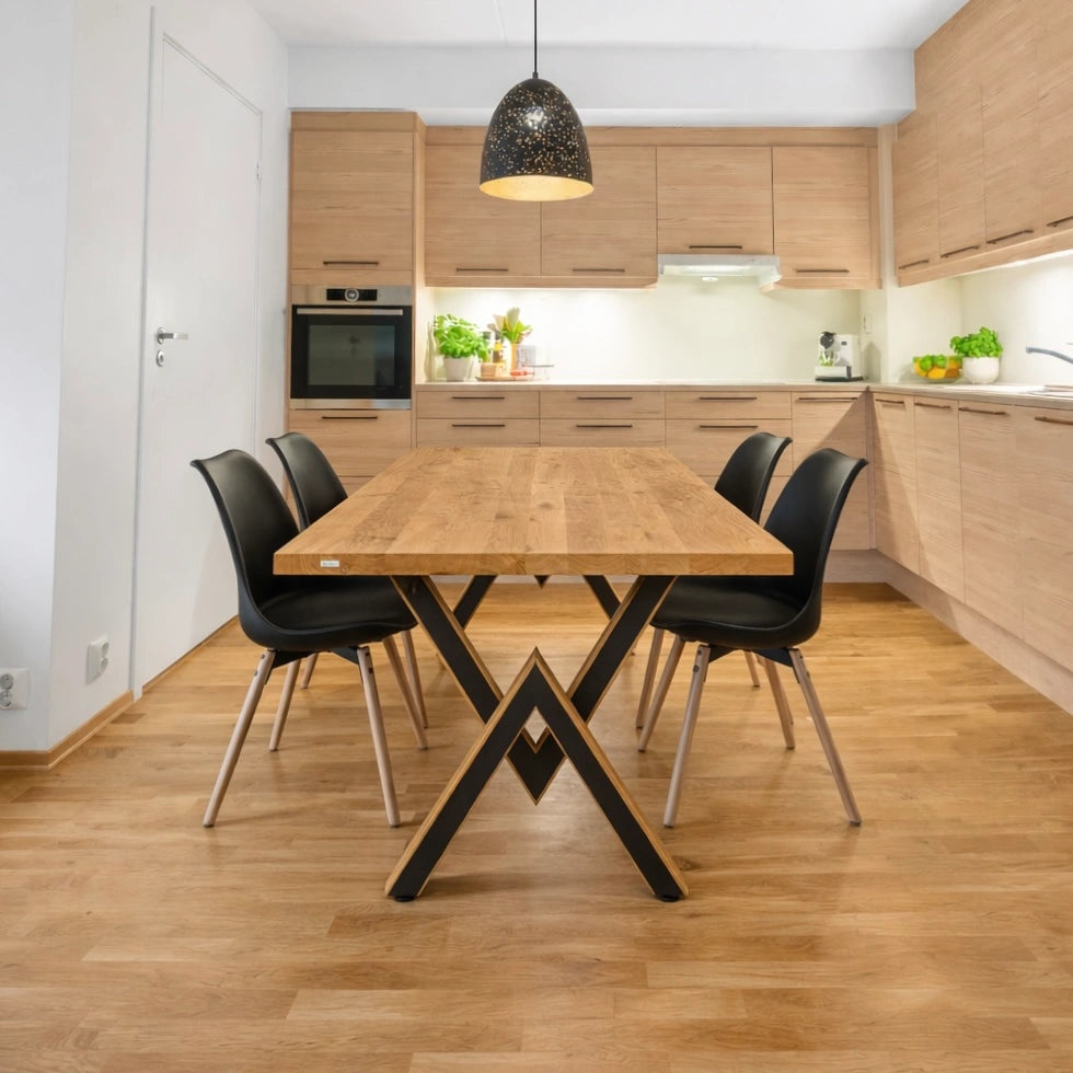 Masa din stejar model clasic - 4 persoane -120x70x4cm